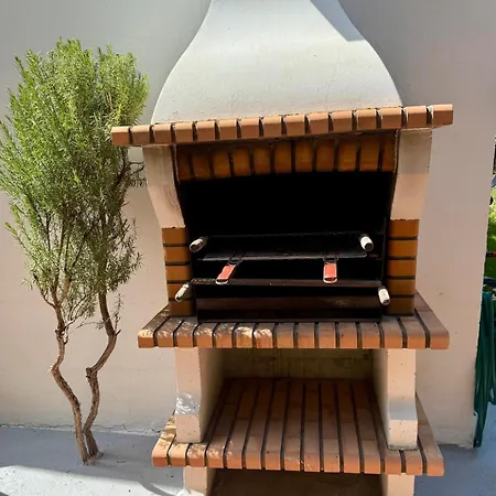 Comfortable Near The Sea