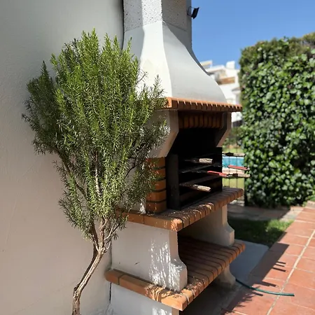 Comfortable Near The Sea *