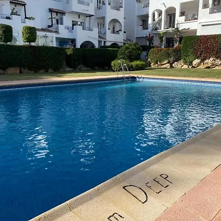 Lägenhet Comfortable Near The Sea Estepona