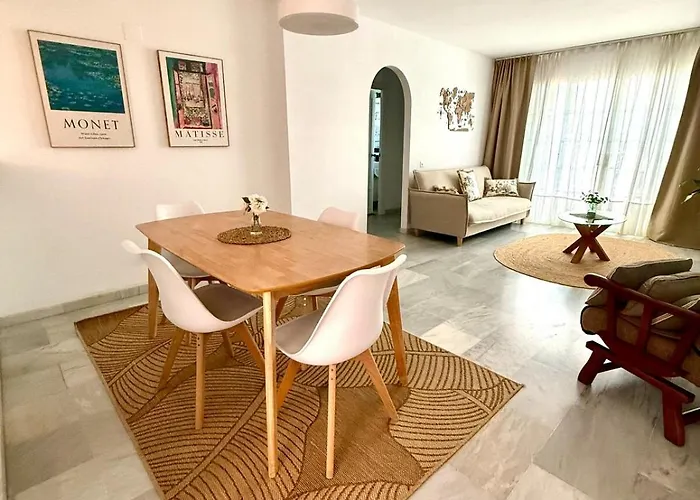 Comfortable Near The Sea Apartment *