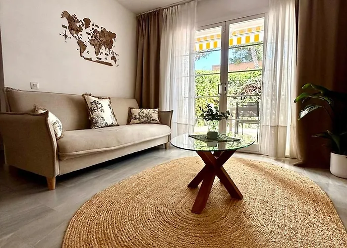 Apartment Comfortable Near The Sea