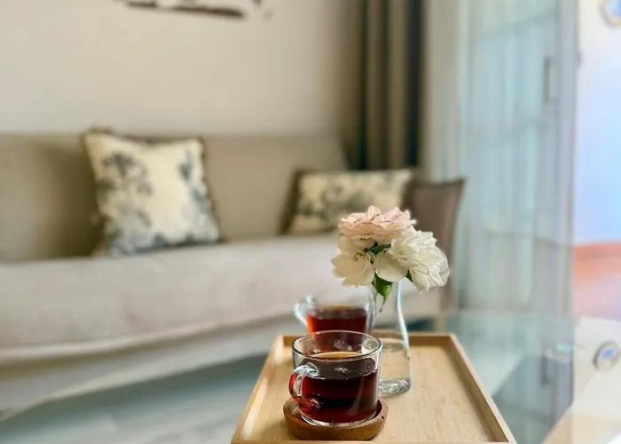 Apartment Comfortable Near The Sea