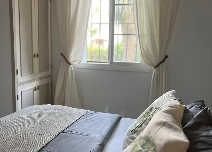 Comfortable Near The Sea Apartment *