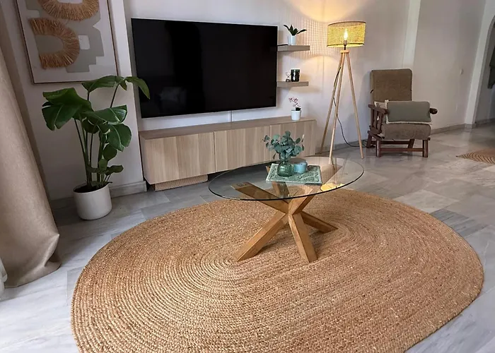 Apartment Comfortable Near The Sea